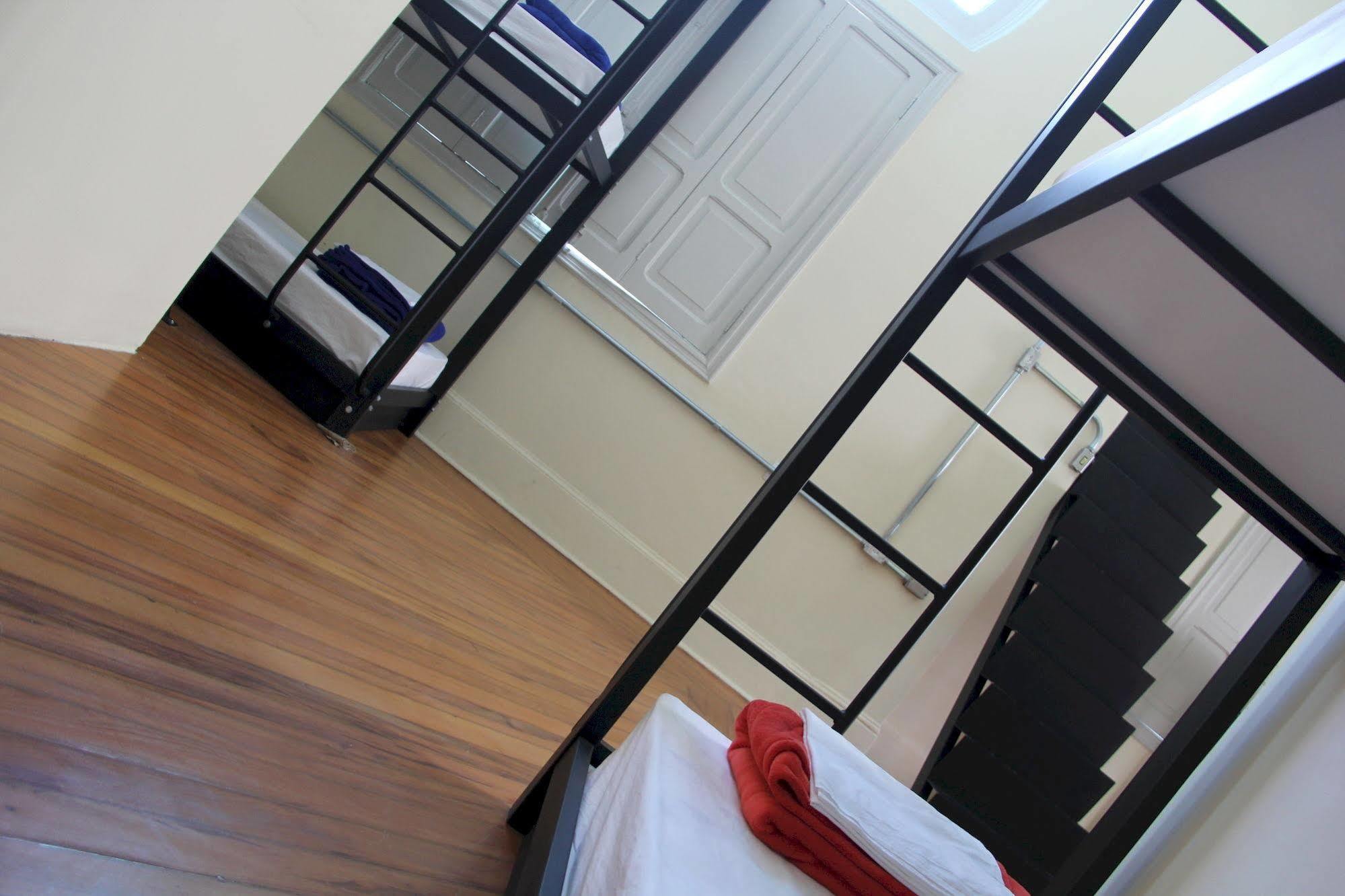 Namoa Castelinho Hostel เซาเปาโล ภายนอก รูปภาพ